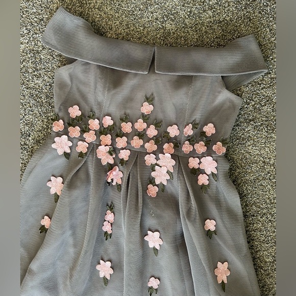 5/$25 New Look Premium semi-formal dress size USA 14 - Picture 3 of 10